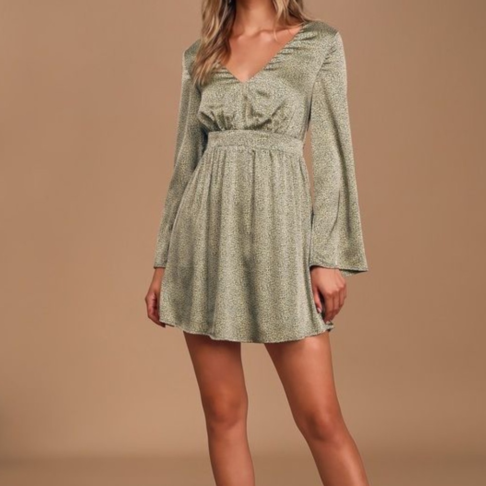 3 for $15 Sage The Label Makin Moves dress Medium